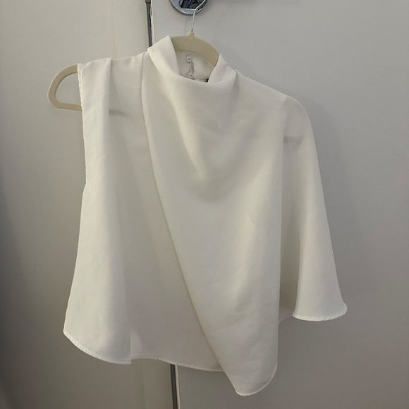 Asymmetric Crepe top from Zara - Picture 4 of 6